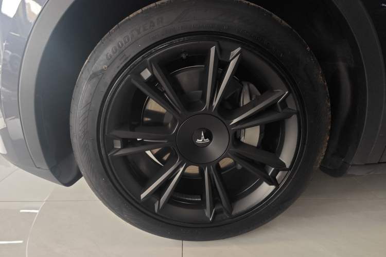 Used Tesla Model Y 2024 Rear-Wheel-Drive Version