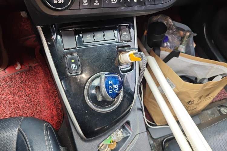 Used Toyota Levin 2016 Dual-Engine 1.8H GS-L E-CVT Leading Edition
