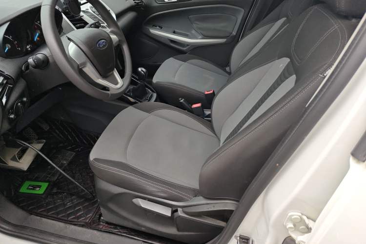 Used Ford EcoSport 2017 1.5L Manual Fashion Model