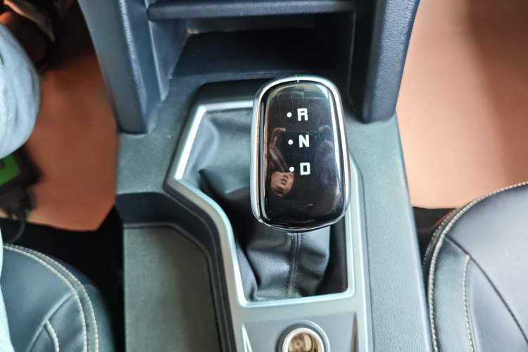 Used JMC Yuhu EV 2022 4x2 LX JX5032XXYPSE5BEV
