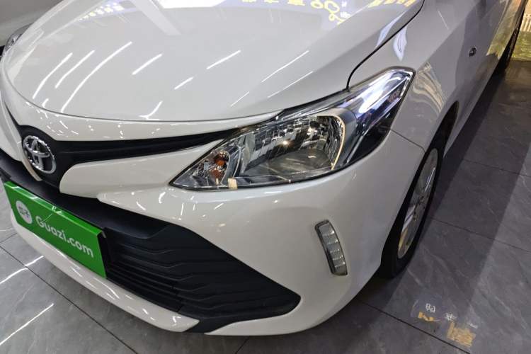 Used Toyota Vios 2017 1.5L Manual Trend Edition Left Front Headlight