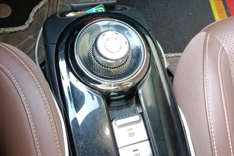 Used Wuling Bingo 2023 410 km Lingxi Deluxe Edition Gear Lever