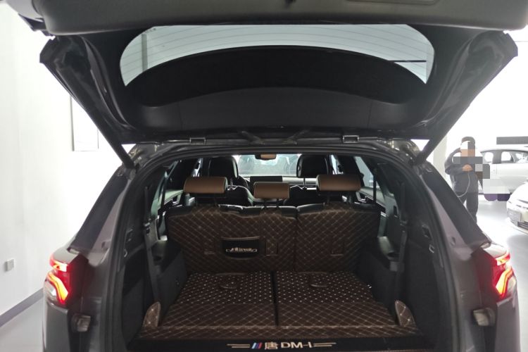 Used BYD Tang New Energy 2021 DM-i 112KM Prestige Model Trunk