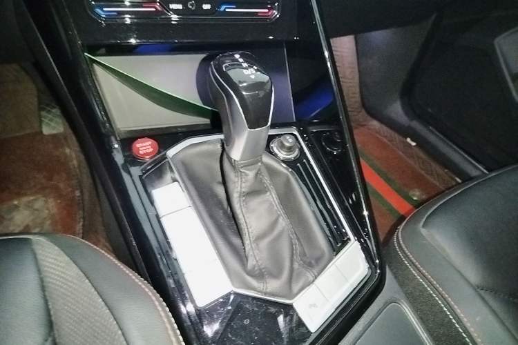 Used Volkswagen Tayron 2021 280TSI Two-Wheel Drive Luxury Smart Connectivity Version