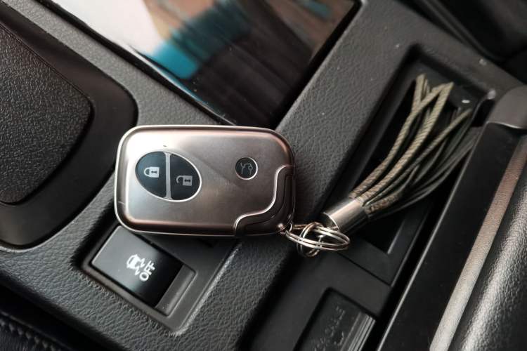 Used Lexus RX Classic 2012 270 Elegant Edition
