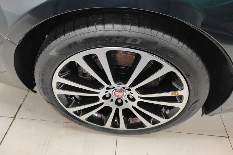 Used Jaguar XFL 2023 XFL 2.0T P250 Two-Wheel-Drive Luxury Deluxe Edition
