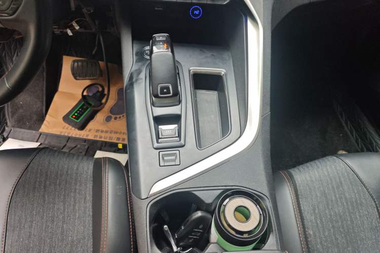 Used Peugeot 5008 2019 400THP 5-Seat Elite Edition Gear Lever