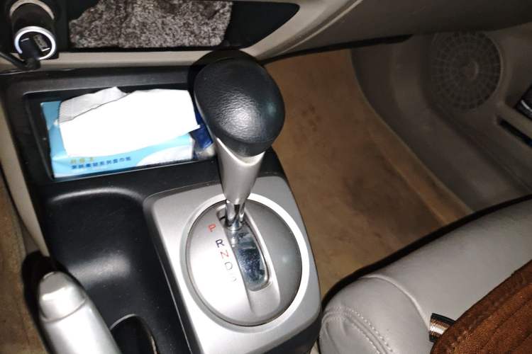 Used Honda Civic 2009 1.8L automatic comfort version Gear Lever