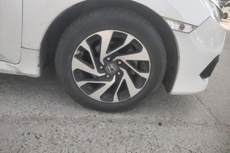 Used Honda Civic 2016 220TURBO CVT Luxury Edition