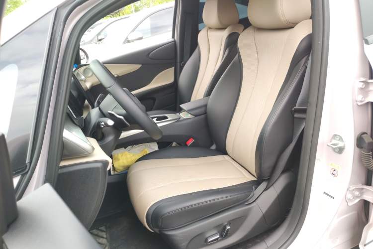 Used BYD Dolphin 2025 Intelligent Driving Version 410 km Fashion Edition