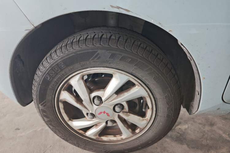 Used Wuling Hongguang MINIEV 2020 Zizai Version Lithium-NMC Left Front Wheel Hub