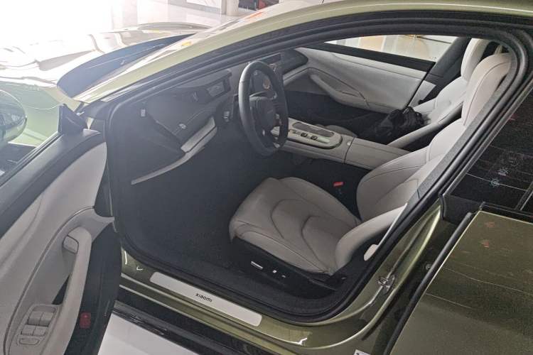 Used Xiaomi Auto SU7 2024 Rear-Drive Ultra-Long Range Advanced Pro-Level Intelligent Driving Version Driver Seat
