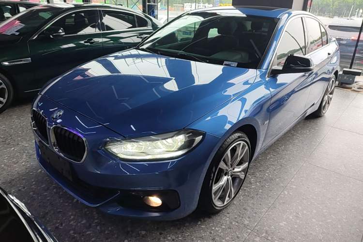 Used BMW 1 Series 2018 120i Design Package Model