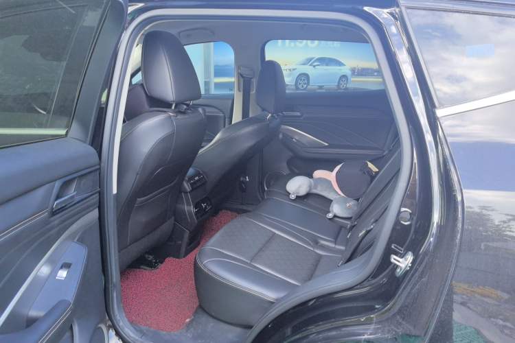 Used Wey VV6 2020 2.0T Two-Wheel Drive Smart Enjoyment+