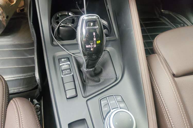 Used BMW X1 2021 Restyled sDrive25Li Leading Edition Gear Lever