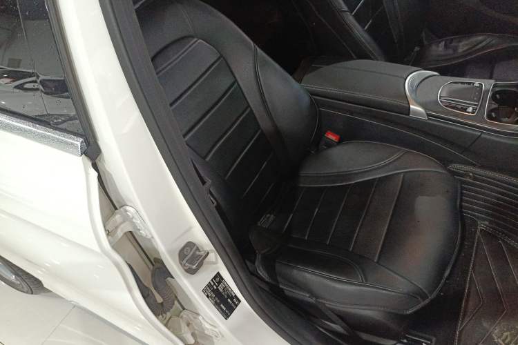 Used Mercedes-Benz C-Class 2019 Restyled C 260 L Sport Edition Right Front Seat