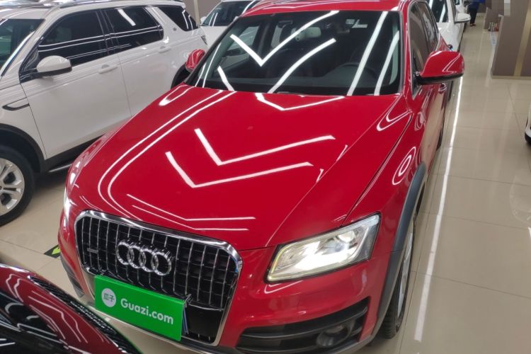 Used Audi Q5 2017 Plus 40 TFSI Technology Model
