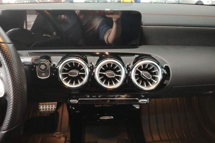 Used Mercedes-Benz CLA 2021 CLA 200
