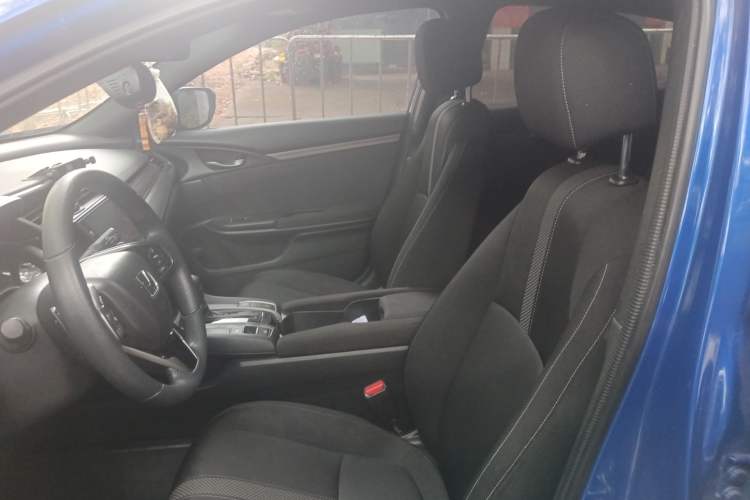 Used Honda Civic 2021 HATCHBACK 220TURBO CVT Trendy Cool Edition
