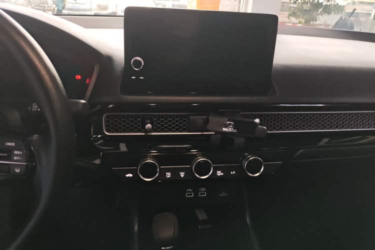 Used Honda Civic 2022 240TURBO CVT Dynamic Edition
