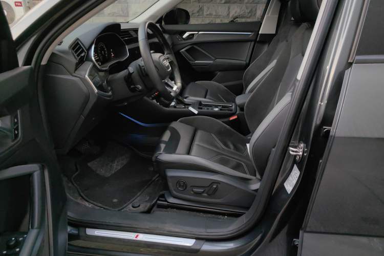 Used Audi Q3 Sportback 2023 40 TFSI Fashion Model
