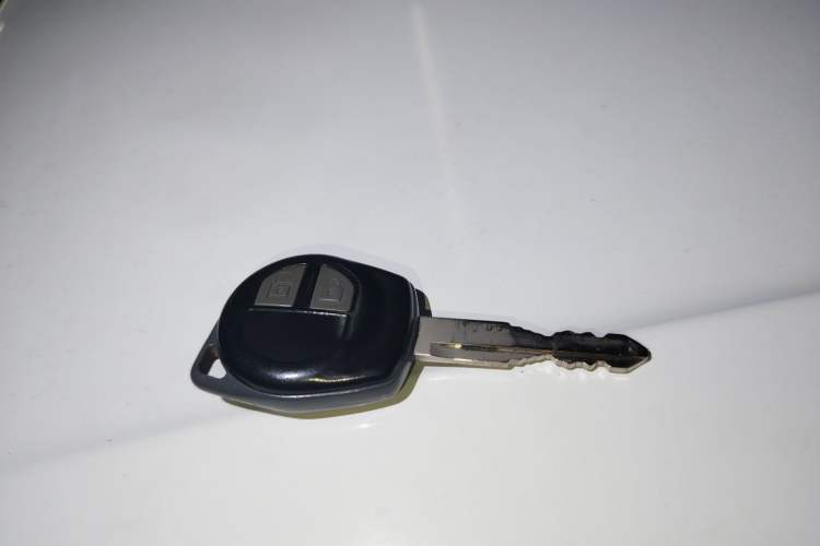 Used Suzuki SX4 2011 Revised 1.6L Automatic Dynamic Version
