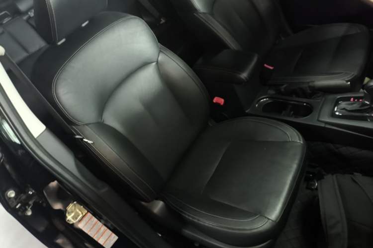 Used Subaru Forester 2016 2.5i Prestige Navigation Edition