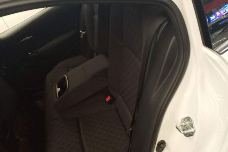 Used Toyota Allion 2022 2.0L Elite Edition
