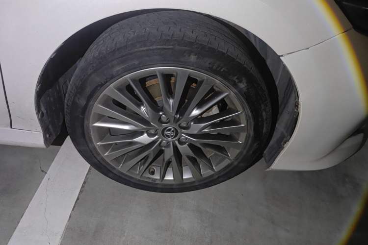 Used Toyota Camry 2018 Dual-Engine 2.5 HG Luxury Edition Right Front Wheel Hub