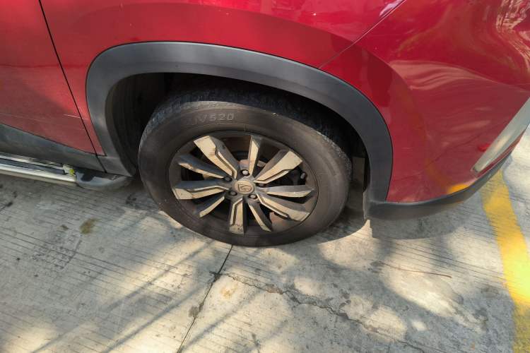 Used Baojun 530 2018 1.5T DCT Flagship Version China V Emission Standard Right Front Wheel Hub