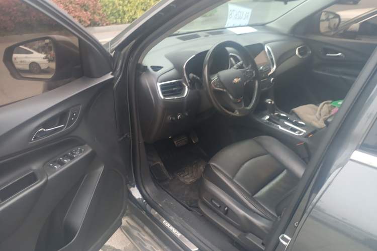 Used Chevrolet Equinox 2017 535T Automatic YuJie Edition
