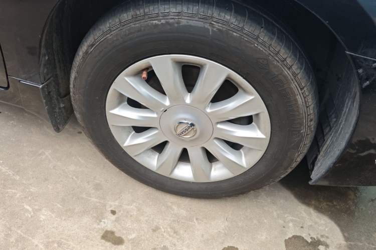 Used Nissan Teana 2008 2.0L XL Comfort Edition Right Front Wheel Hub
