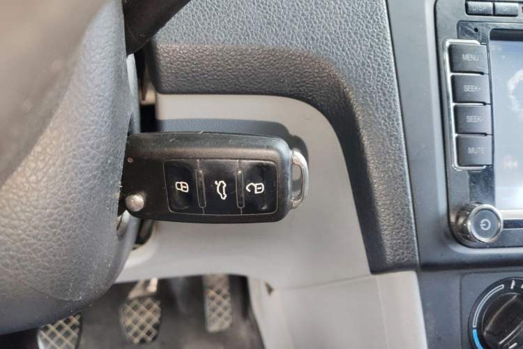 Used Skoda Rapid 2013 1.6L Manual Smart Selection Model
