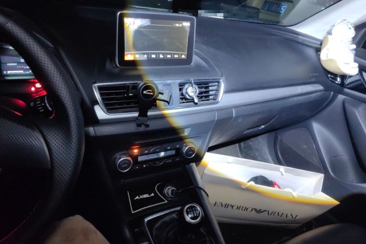 Used Mazda Mazda 3 Axela 2016 Sedan 1.5L Manual Luxury Model