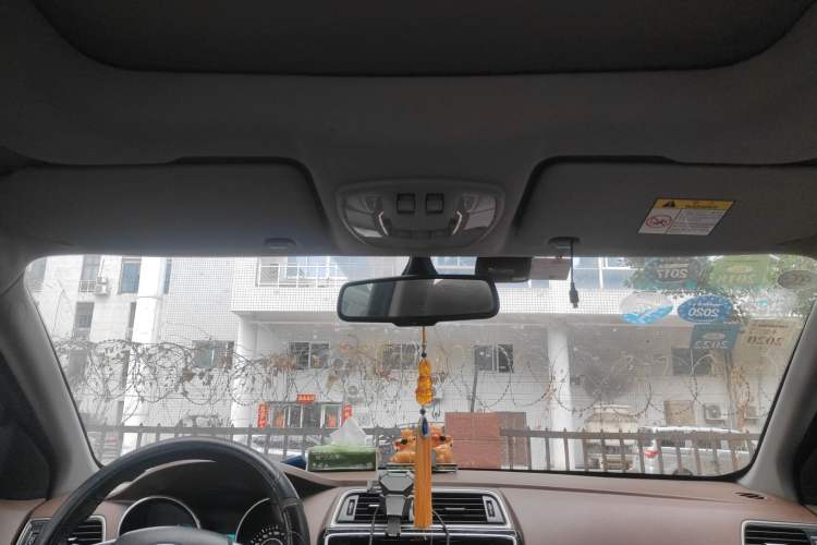 Used BAIC Weiwang S50 2016 1.5T Manual Lede Premium Edition Headliner