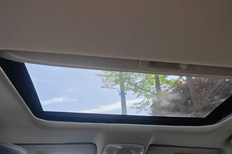 Used GAC Trumpchi GA6 2016 235T DCT Elite Edition Headliner