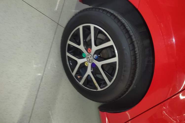 Used Volkswagen Polo 2016 1.6L Automatic Comfort Model Exterior 5