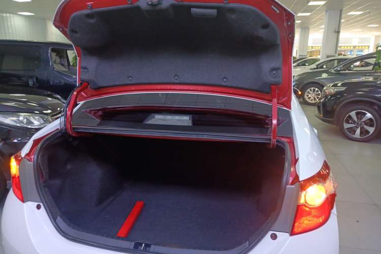 Used Toyota Levin 2014 1.6G CVT Elite Edition Trunk