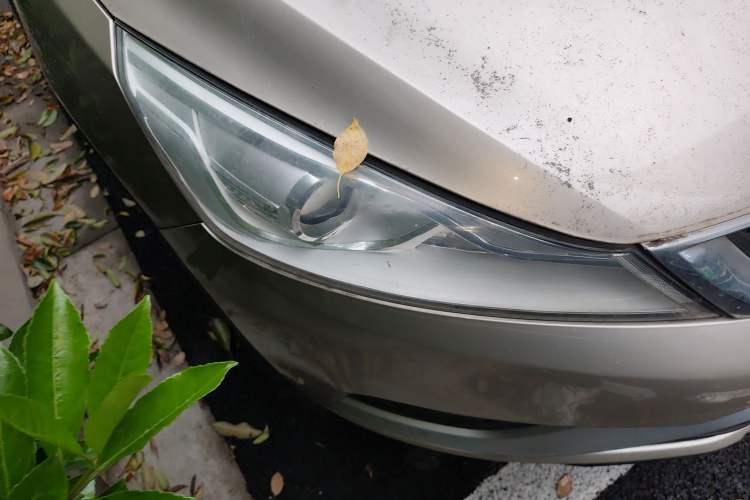 Used Geely Auto Emgrand GS 2016 Elegant Edition 1.8L Automatic LingShang Model Right Front Headlight