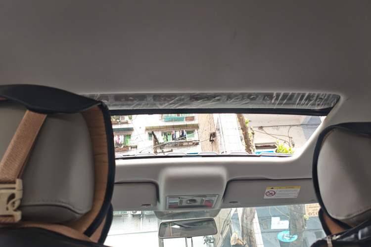 Used Skoda Rapid 2015 1.6L Manual Smart Selection Model