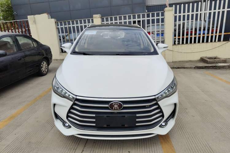 Used BYD Song MAX 2017 1.5T Automatic Smart Connect Elite 7-Seater
