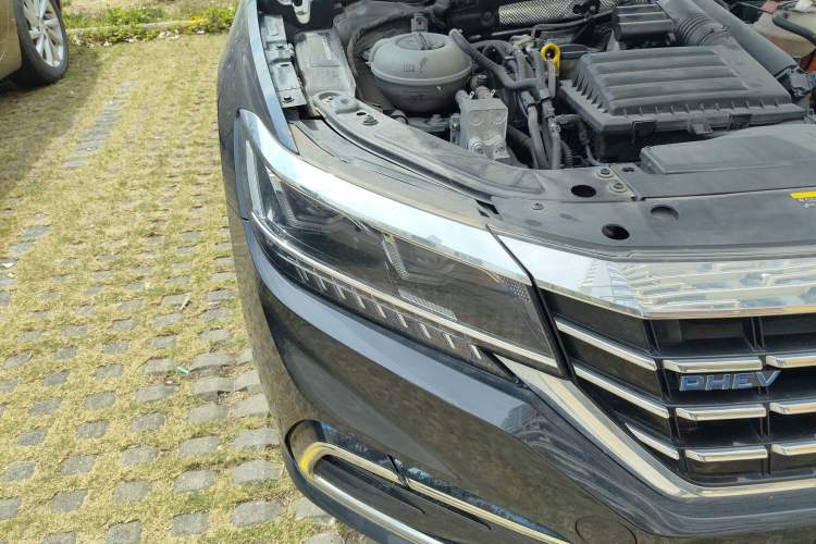 Used Volkswagen Passat New Energy 2019 430 PHEV Hybrid Luxury Edition Right Front Headlight