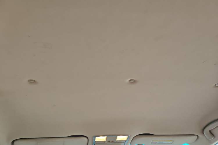 Used Haima Fumei 2014 M5 1.6L Automatic Elite Model Headliner