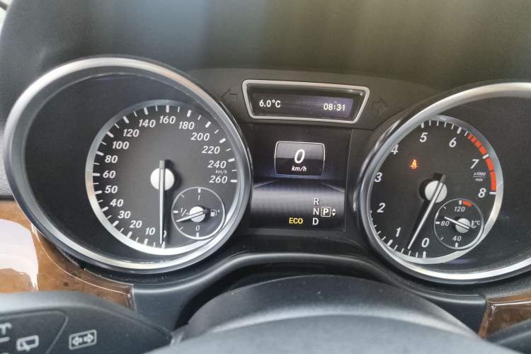 Used Mercedes-Benz M-Class 2014 ML 400 4MATIC Dynamic Model