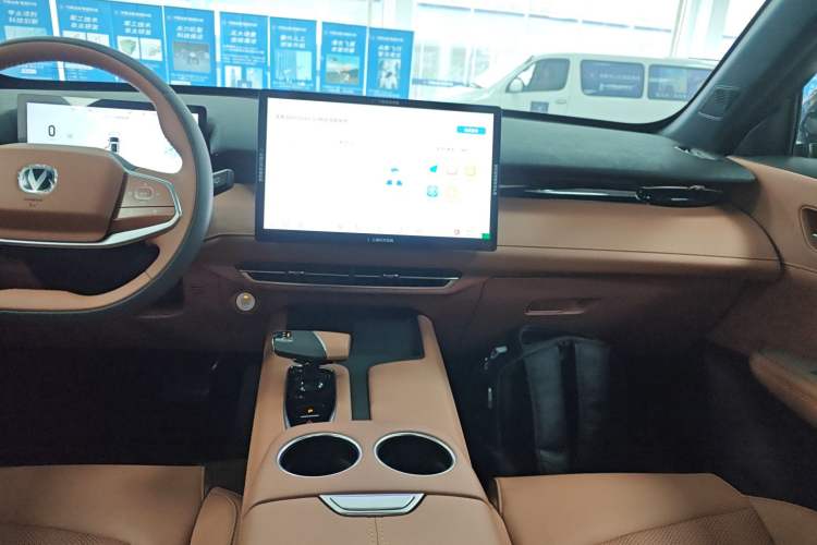 Used Changan UNI-Z New Energy 2025 Model, Smart New Blue Whale 125km Battleship+ Version
