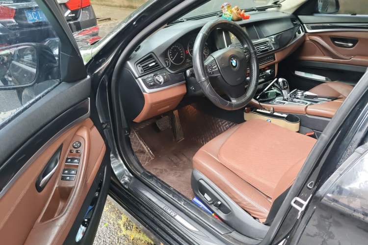 Used BMW 5 Series 2014 520Li Elegant Model Driver Seat