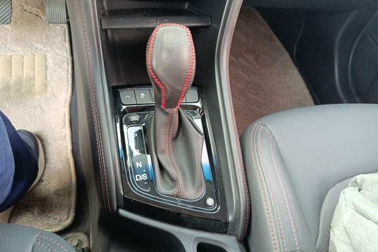 Used JAC Refine S3 2017 1.6L CVT Luxury Smart Model