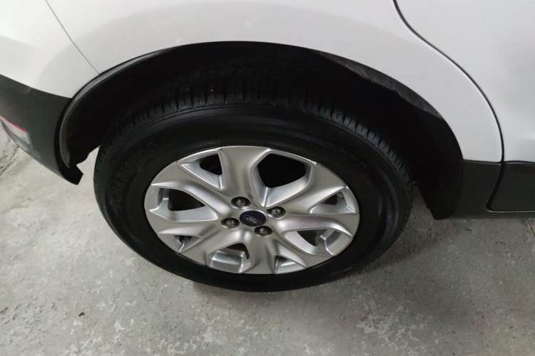 Used Ford EcoSport 2013 1.5L Automatic Fashion Model