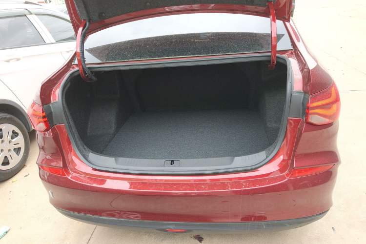 Used Chevrolet Monza 2022 320 Automatic Enjoyment Sunroof Version
