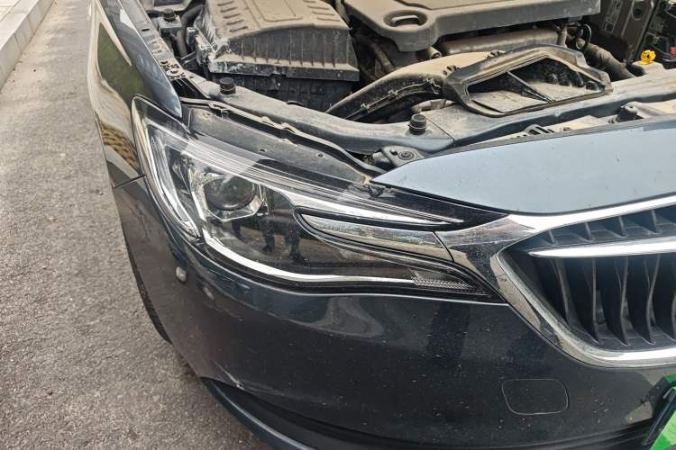 Used Buick GT 2021 Revised Version Flagship 1.5L Automatic Elite Edition Right Front Headlight